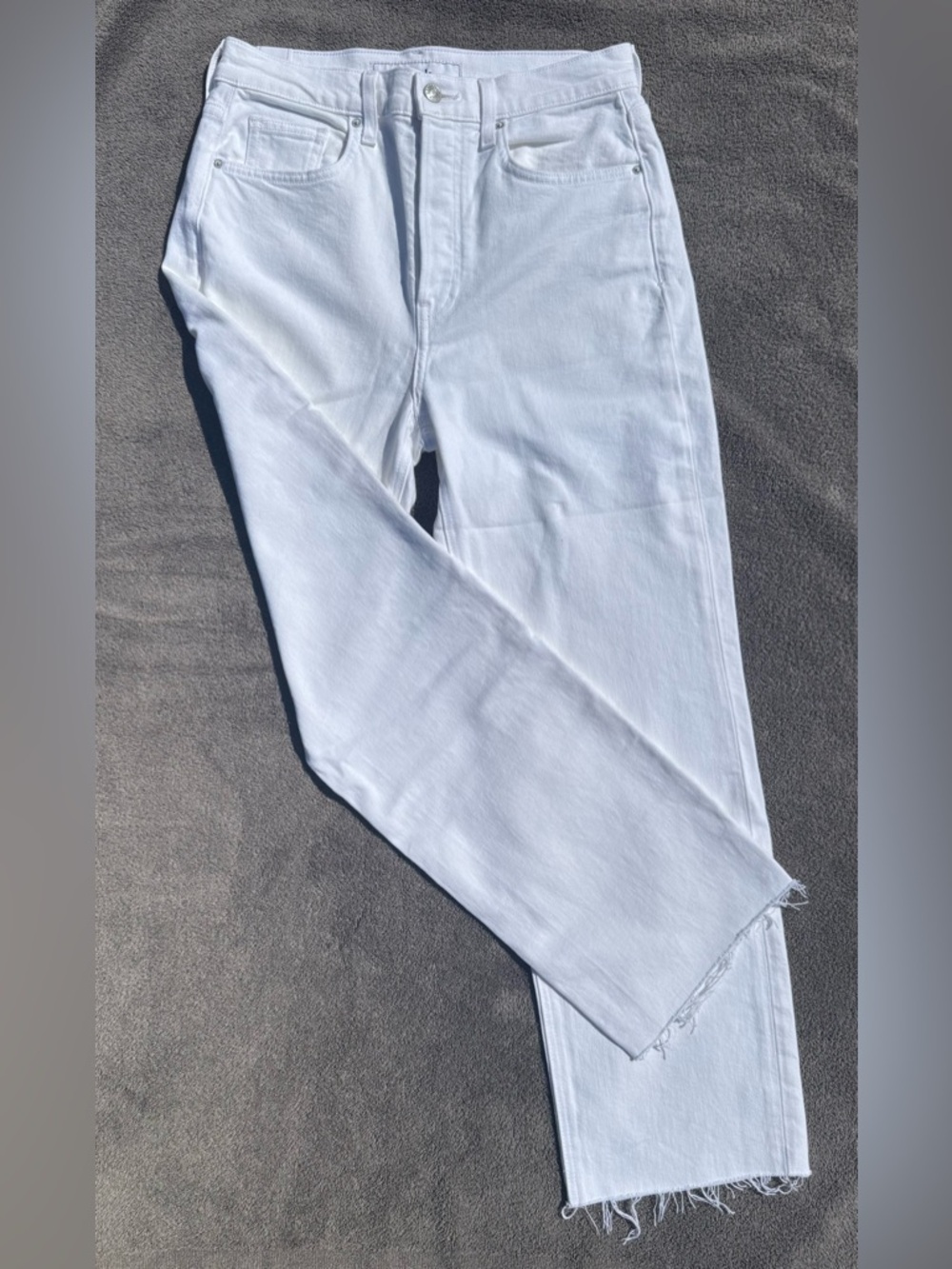 Like New Frank & Eileen Monaghan White Denim Jeans